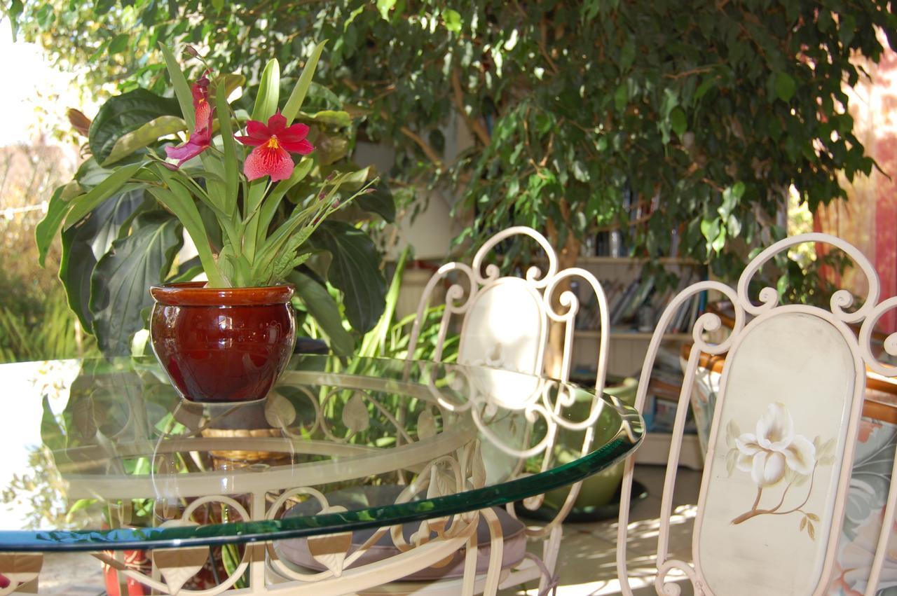 Couette Et Cafe Creme Bed & Breakfast Le Coudray Exterior photo